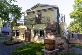 Havenburg Bildhauer Wohnung oben